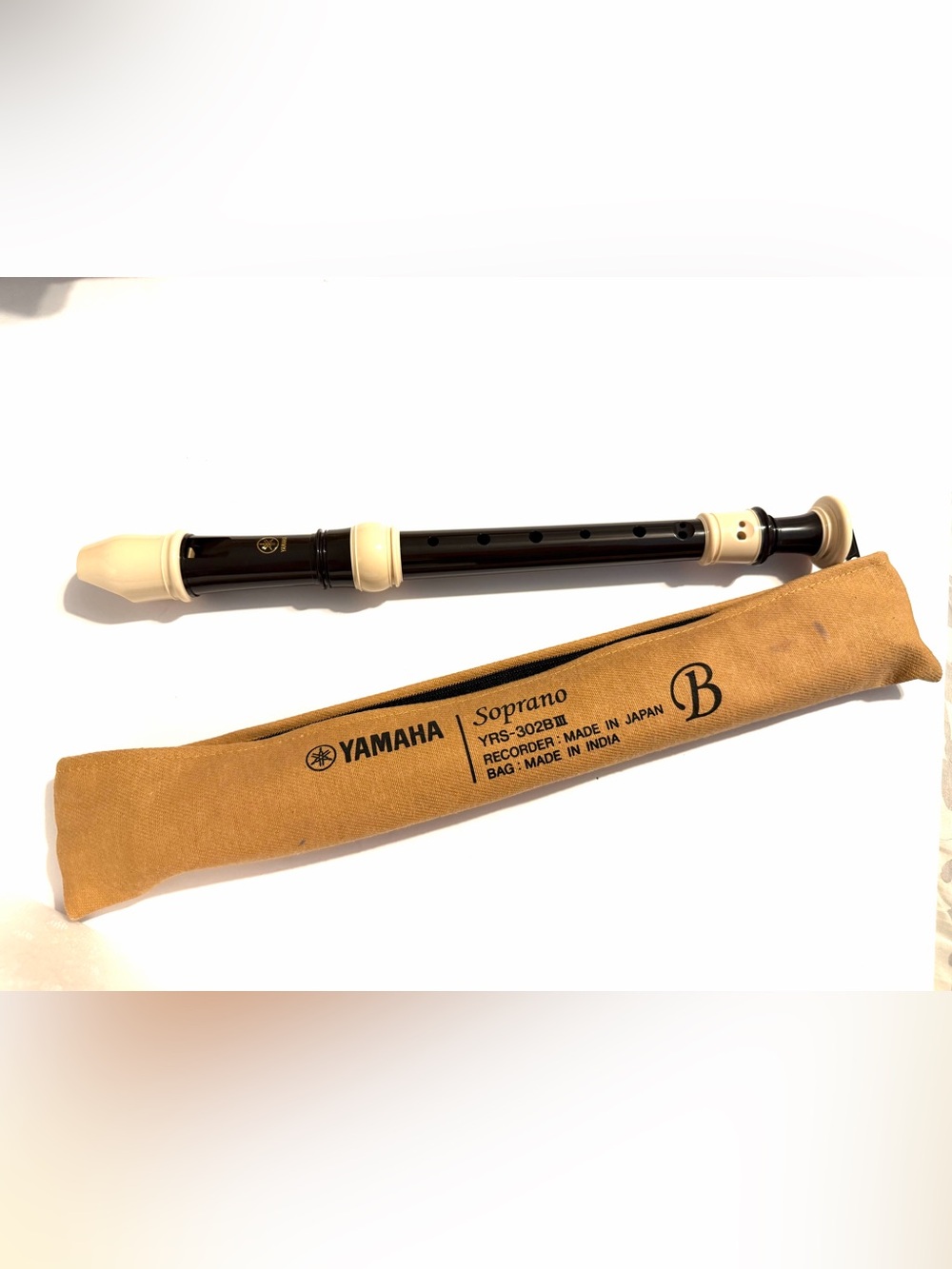 Yamaha YRS-312B Soprano Recorder, simulated Rosewood finish,  Carrying Bag - Tan
